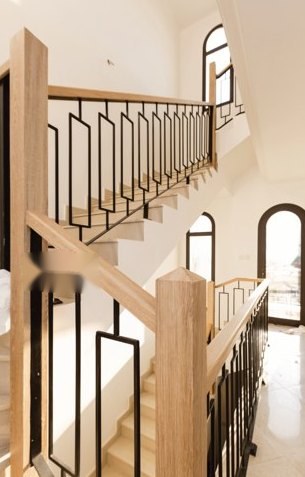 Escalier après pose du film de rénovation