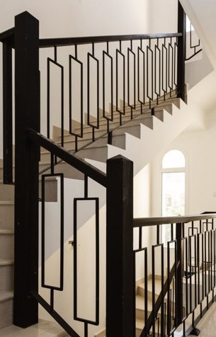 Escalier avant rénovation